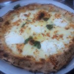The amazing white pizza, 4 mailia